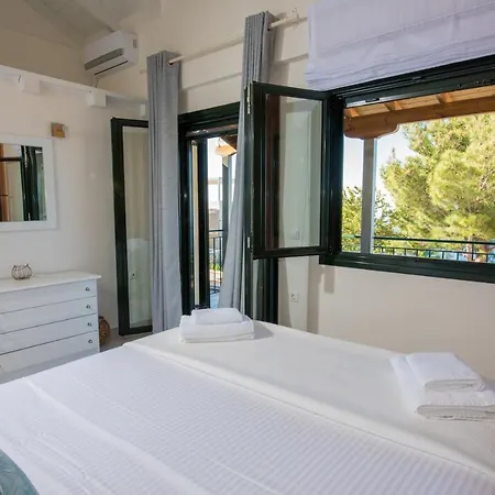 Endless Blue Kalamítsi